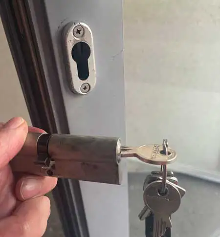 Ausgebauter Schließzylinder